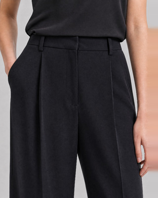 Pantalon de tailleur large en laine noir