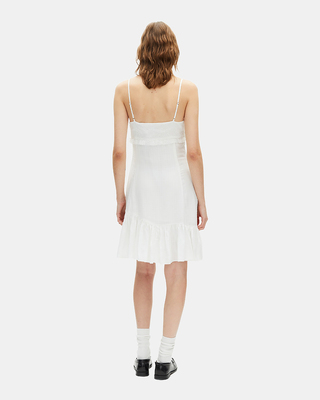 Robe courte avec dentelle &eacute;crue