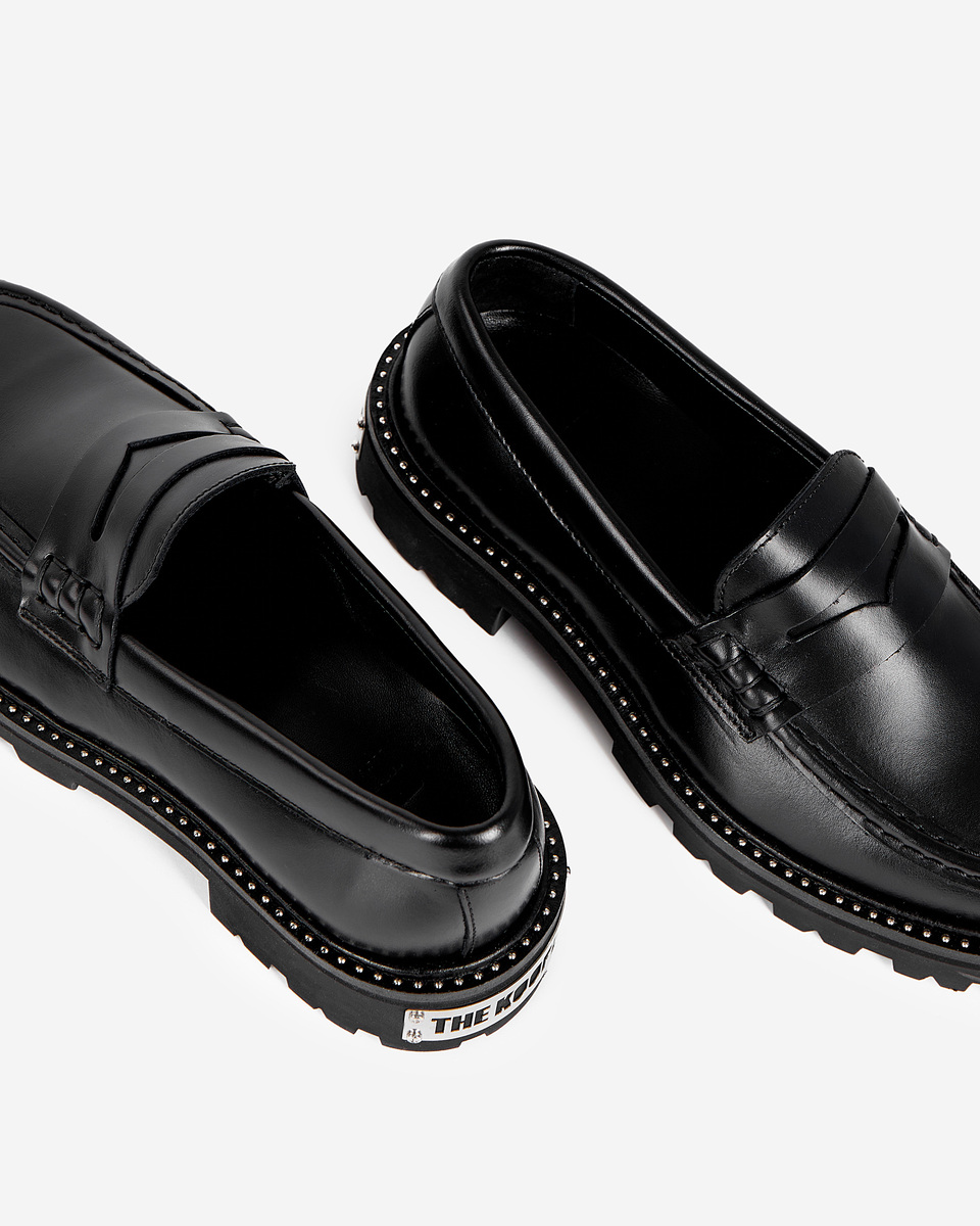 Mocassins en cuir noirs