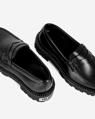 Mocassins en cuir noirs