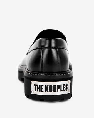 Mocassins en cuir noirs