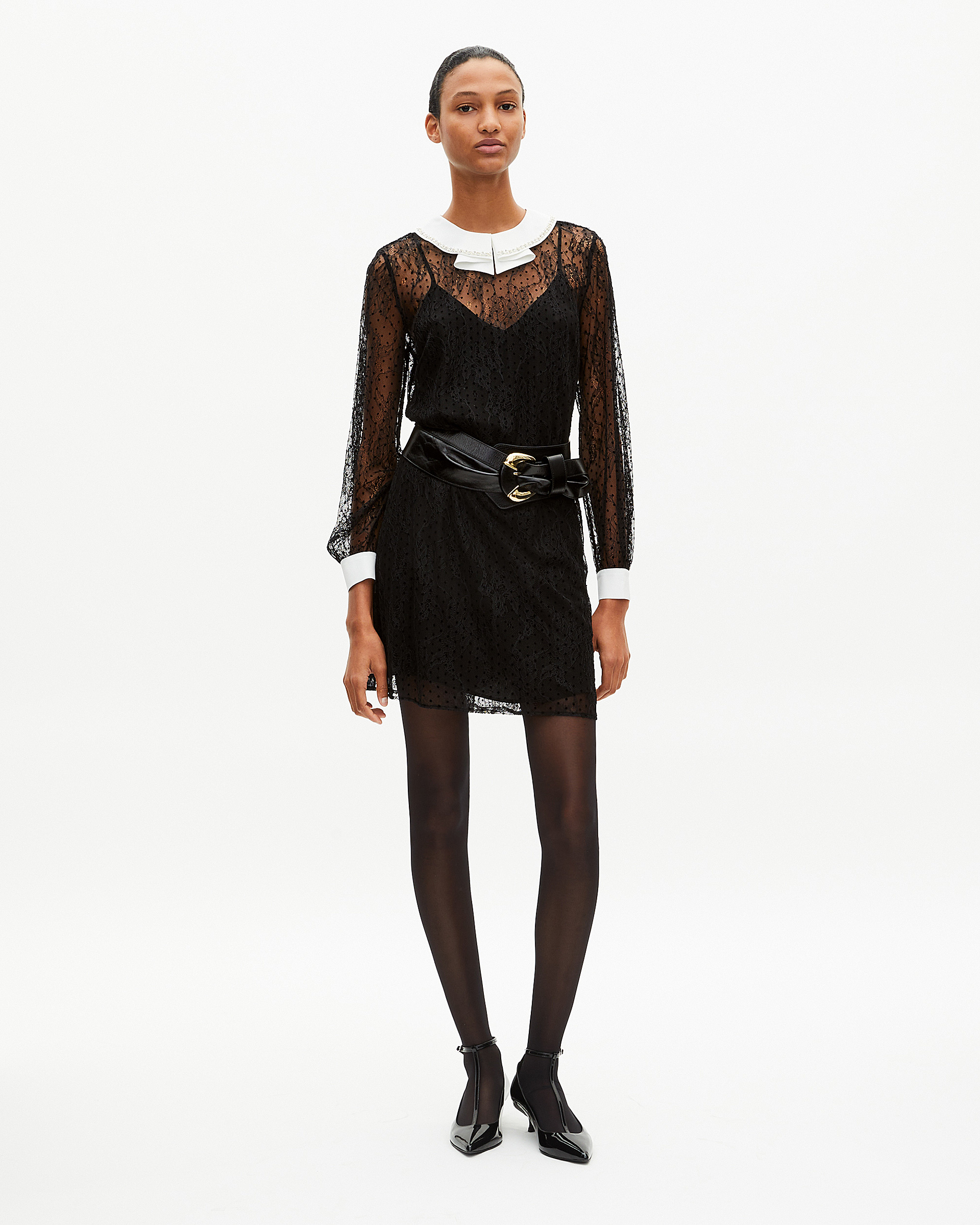 Robe courte en dentelle plumetis et strass noire