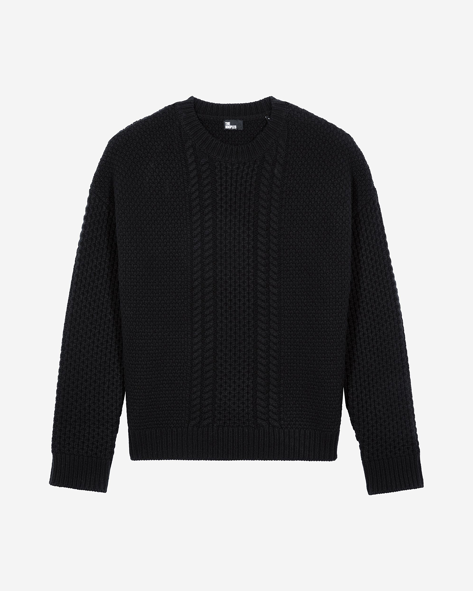 Pull torsadé en laine noir