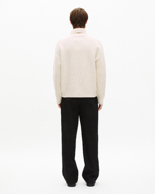 Pull torsadé en laine beige