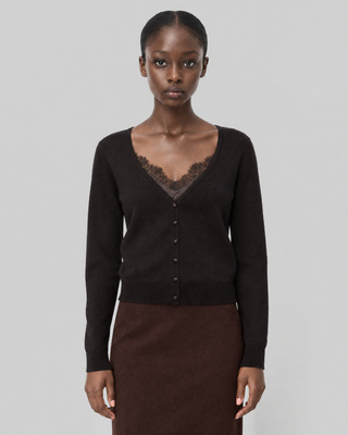 Pull effet trompe l'&oelig;il avec dentelle noir
