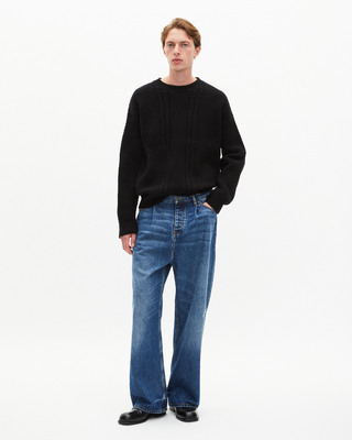 Pull torsadé en laine noir