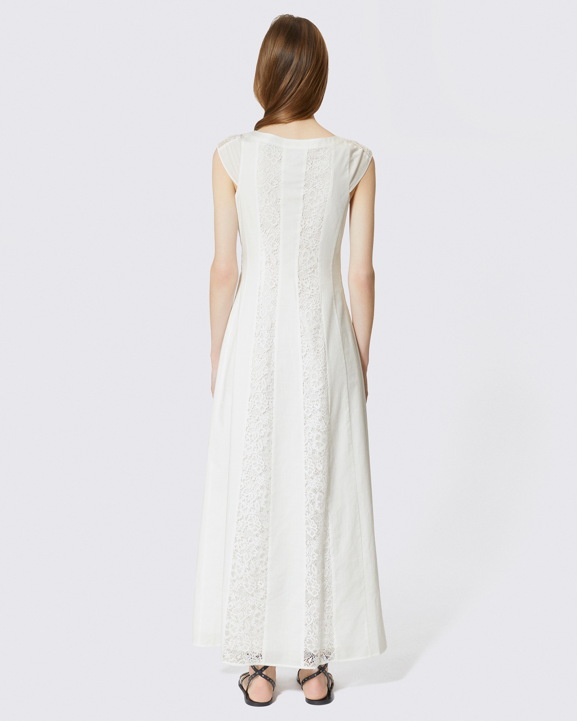 Robe longue en dentelle et coton écrue