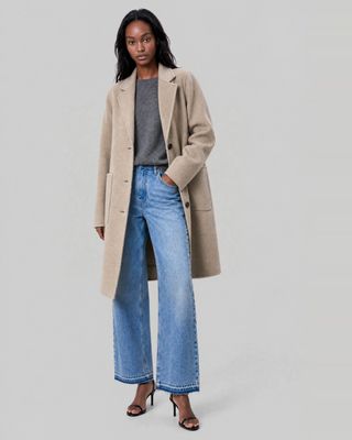 Grauer Pullover aus Merinowolle