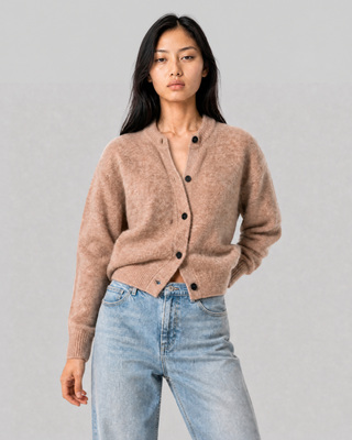Beigefarbene Strickjacke aus Mohairmischung