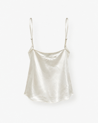 Top mit schmalen Tr&auml;gern aus ecrufarbenem Satin