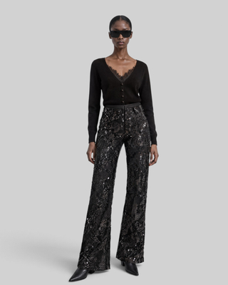 Flare-Hose aus Spitze und Pailletten