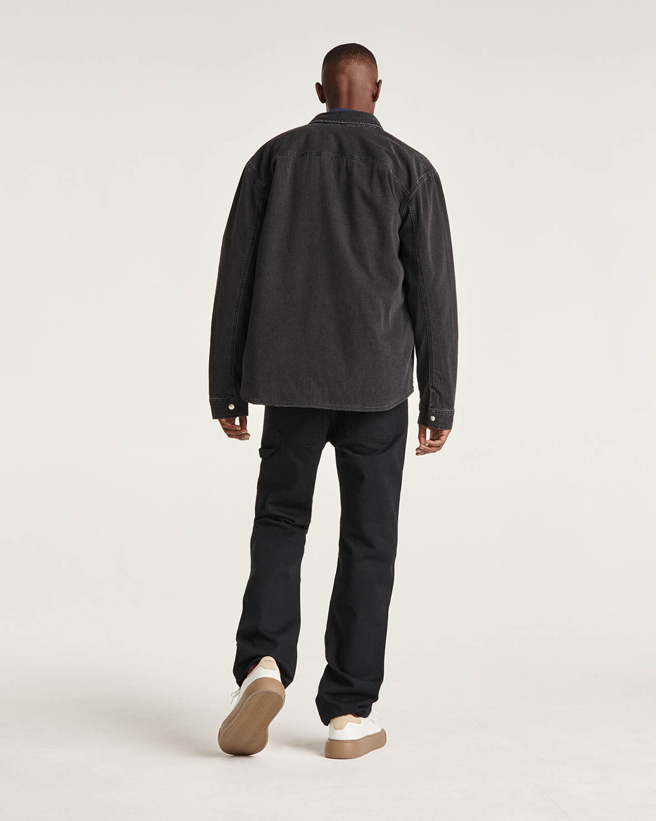 The Kooples HOMME BLACK WASHED chemise jean noir à doublure carreaux