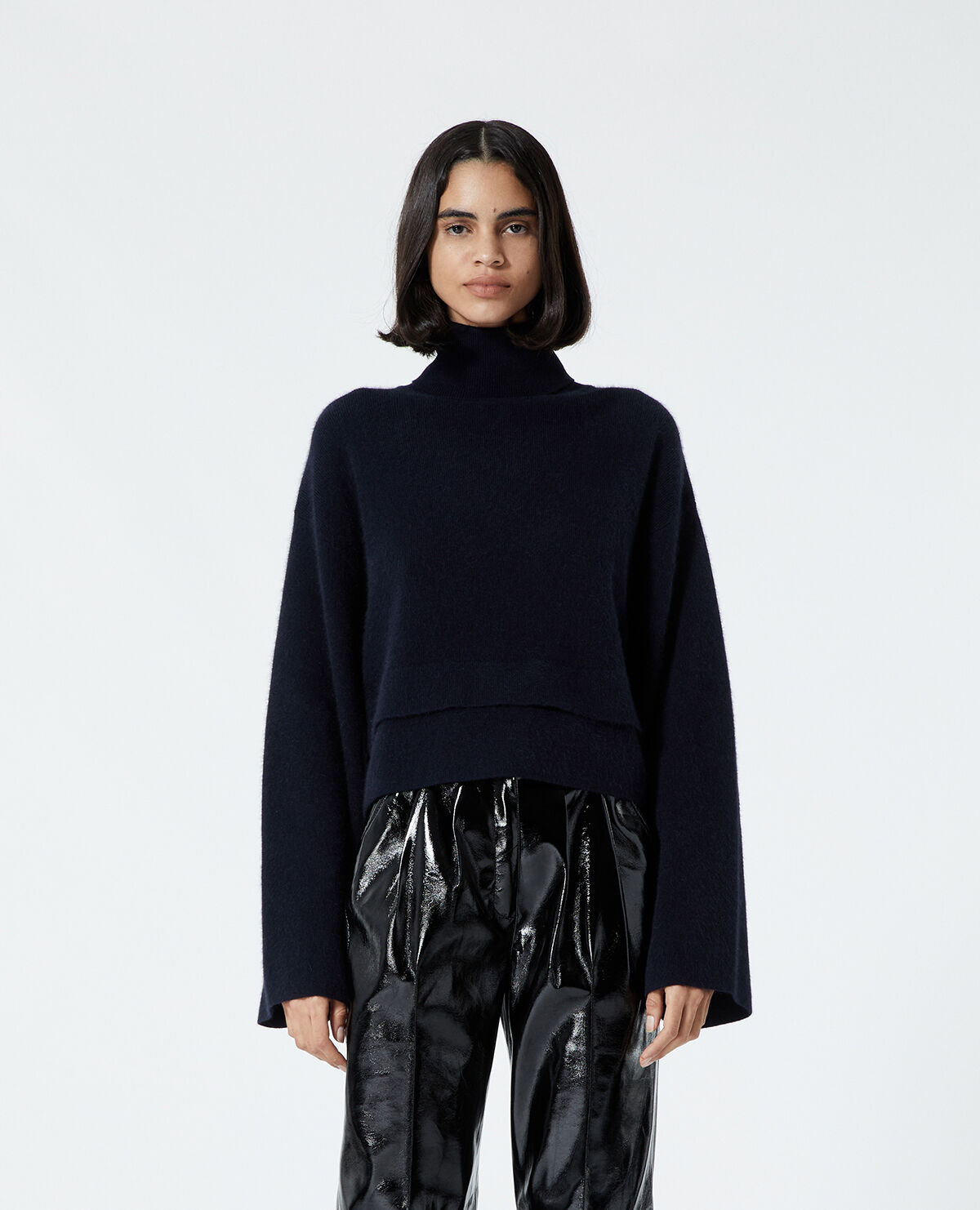 Blue cashmere and wool sweater w turtleneck