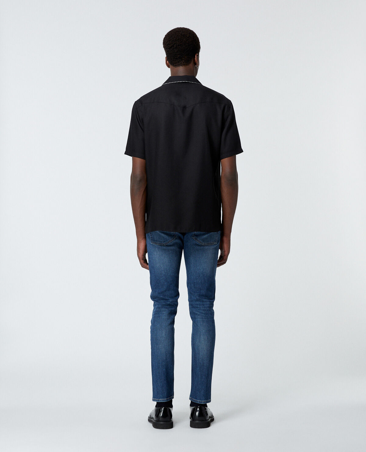 Camisa negra lisa manga corta The Kooples Espa a
