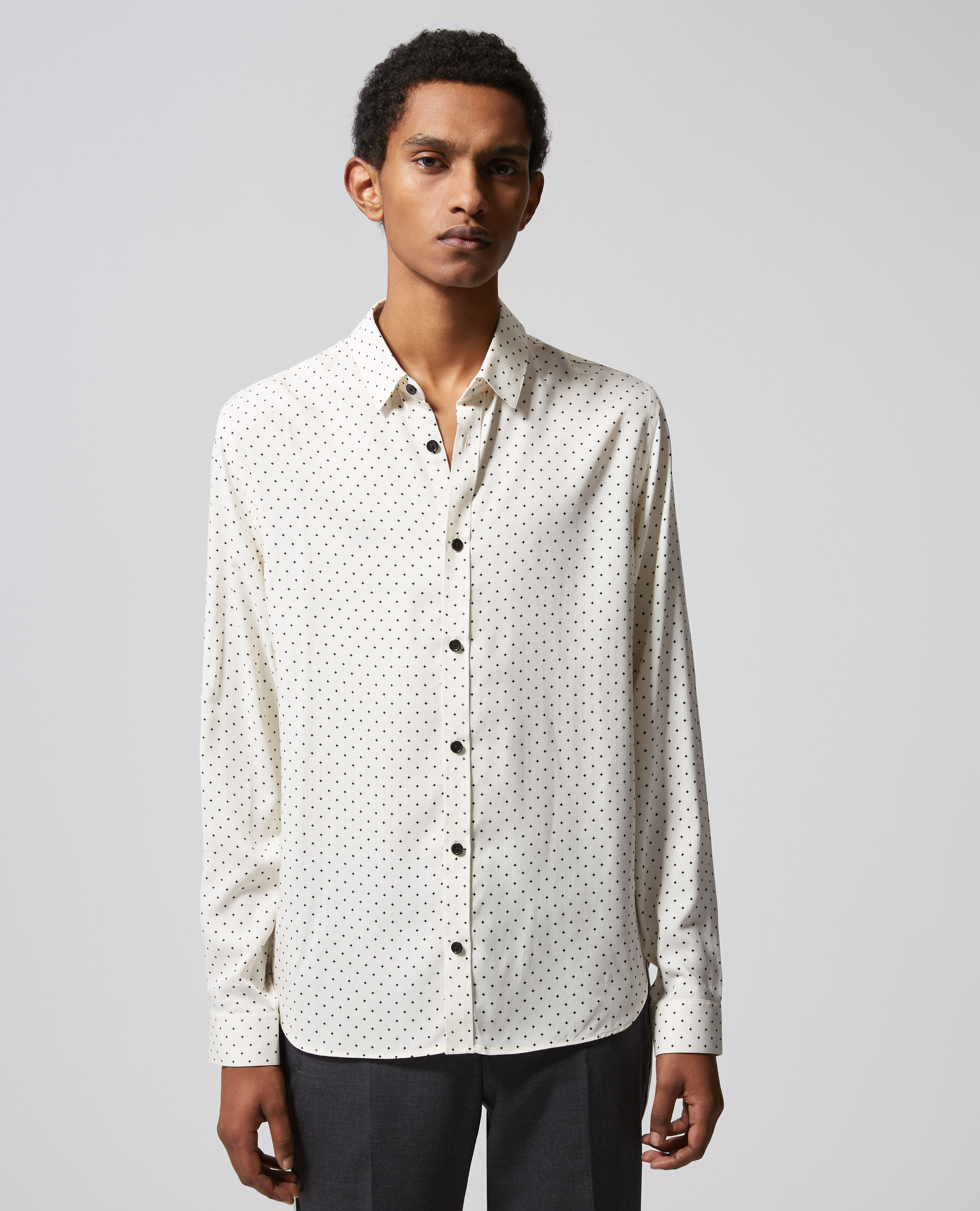 Camisa blanca fluida store