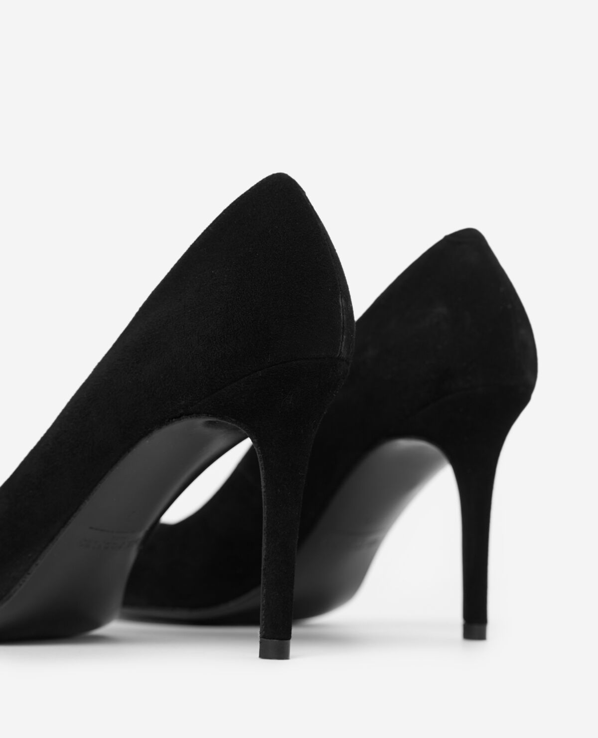 Basic black pumps sale