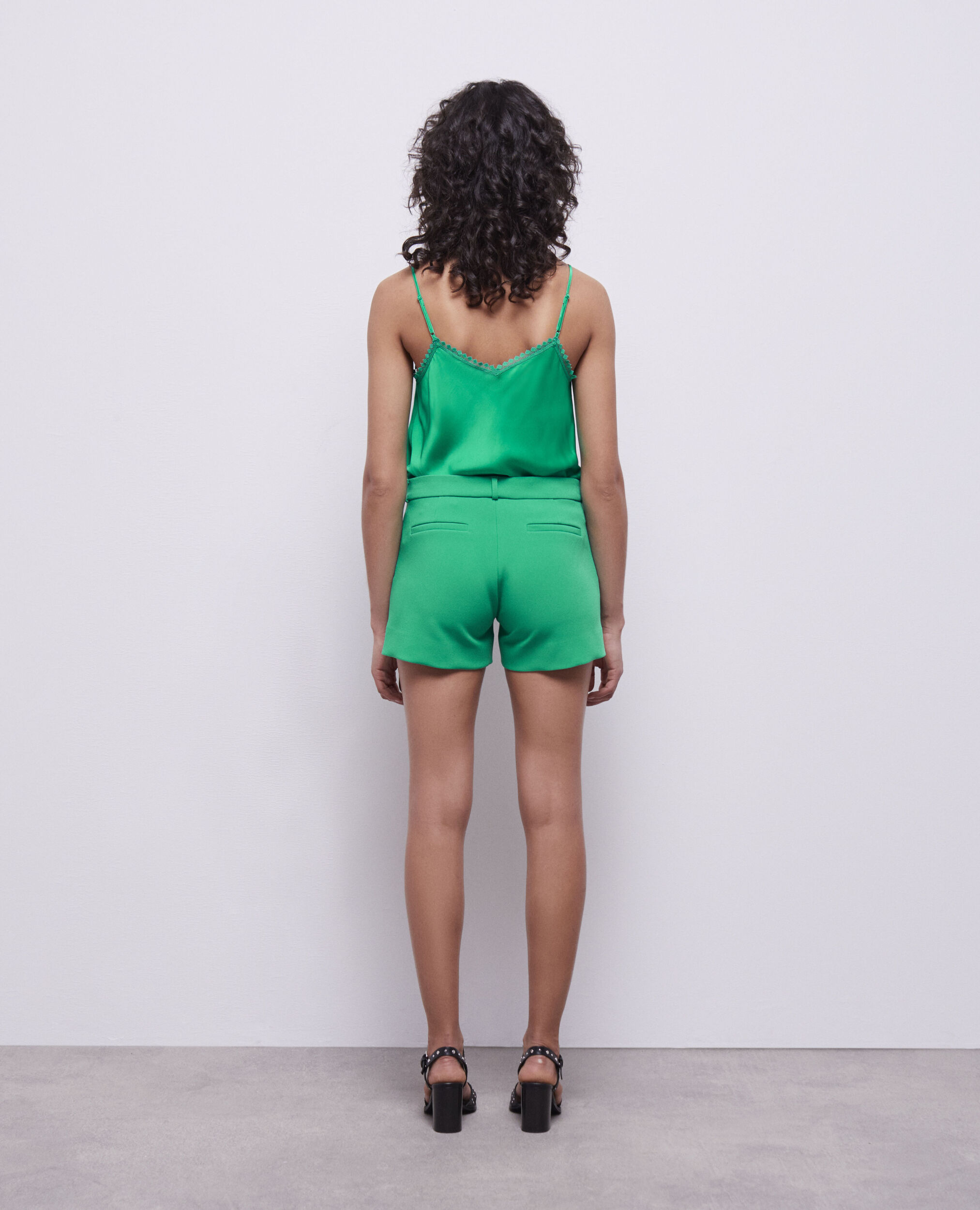 Green crêpe suit shorts, GREEN, hi-res image number null