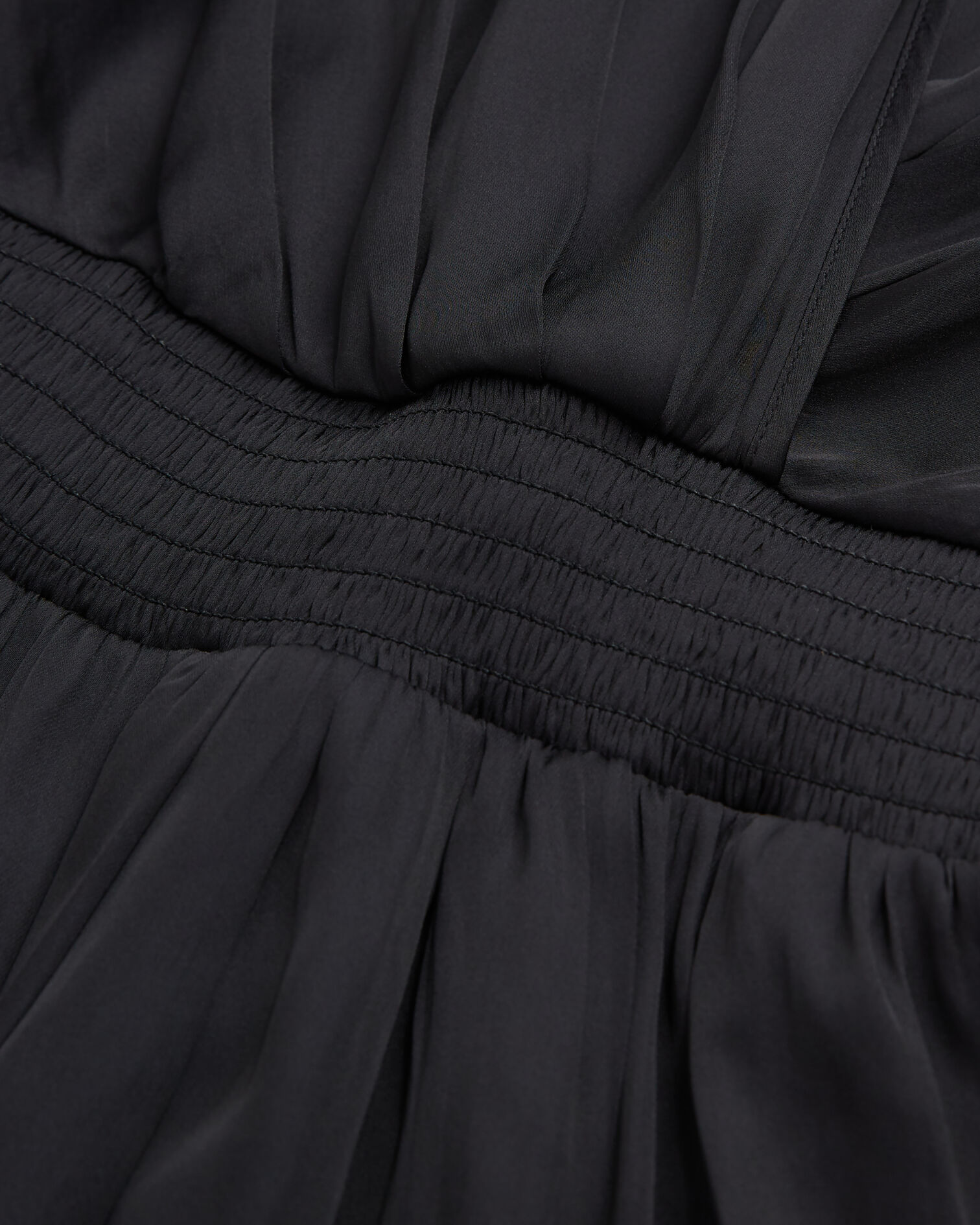 Langes, schwarzes Kleid aus Satin, BLACK, hi-res image number null