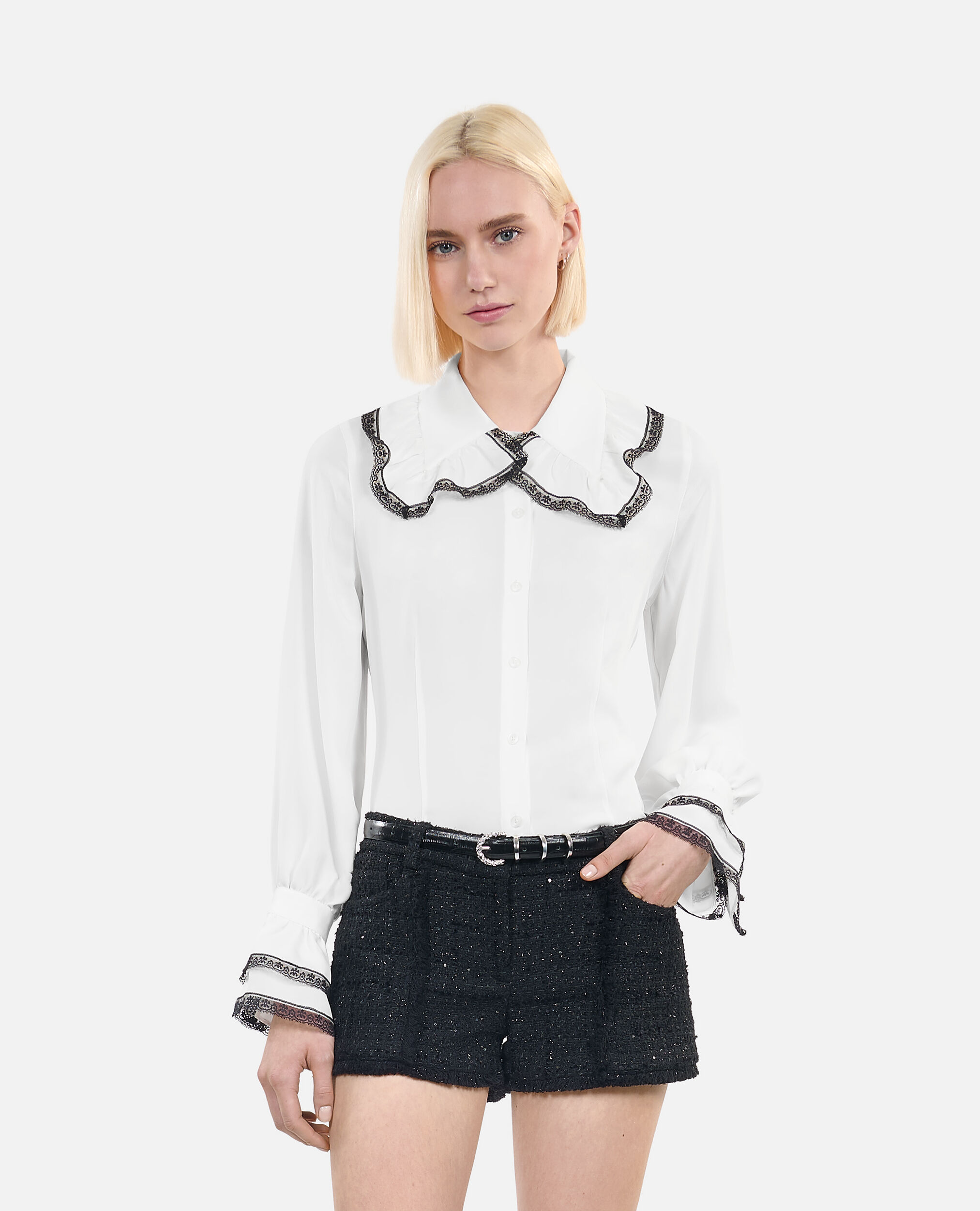 Chemise en soie blanche