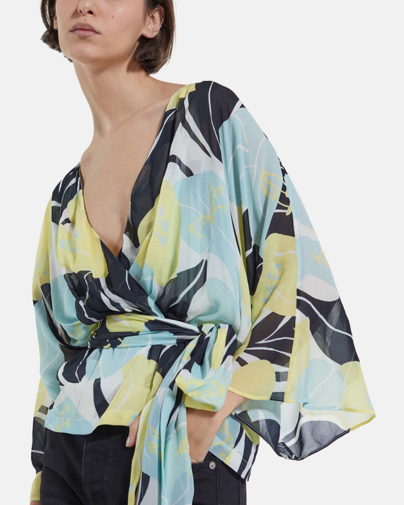 The Kooples FEMME GREEN top fluide vert kimono imprimé fleuri