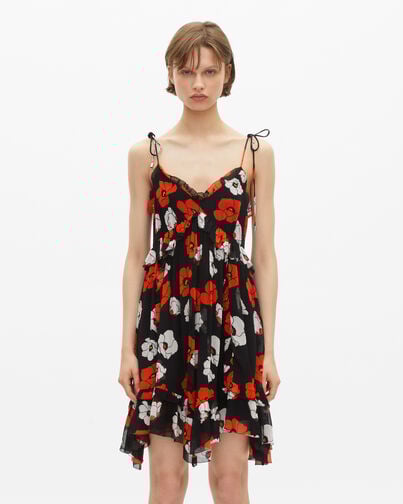 , BLACK RED OFF WHITE, hi-res image number null