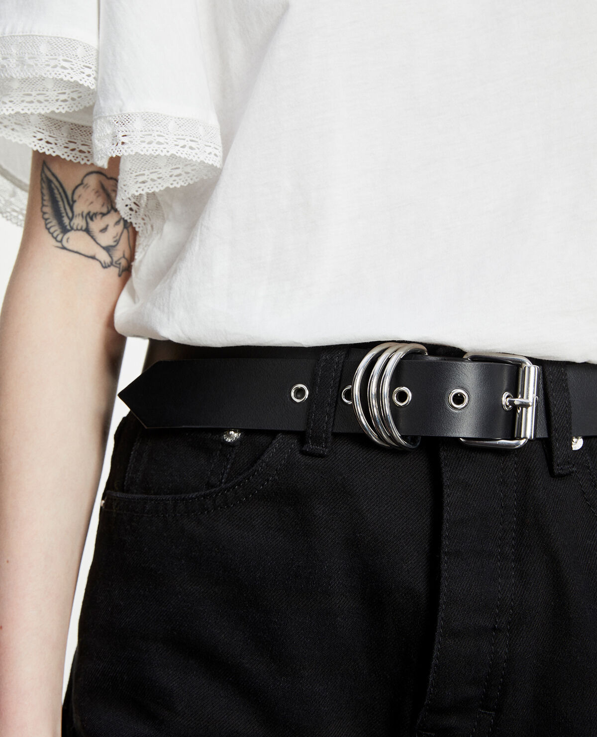 Ceinture cuir simple noire a anneaux