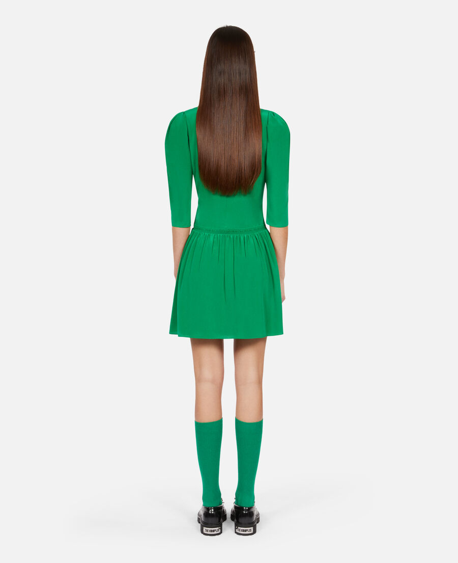 robe courte verte avec fronces