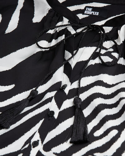 , BLACK WHITE, hi-res image number null