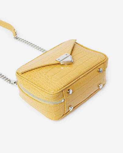 , YELLOW, hi-res image number null