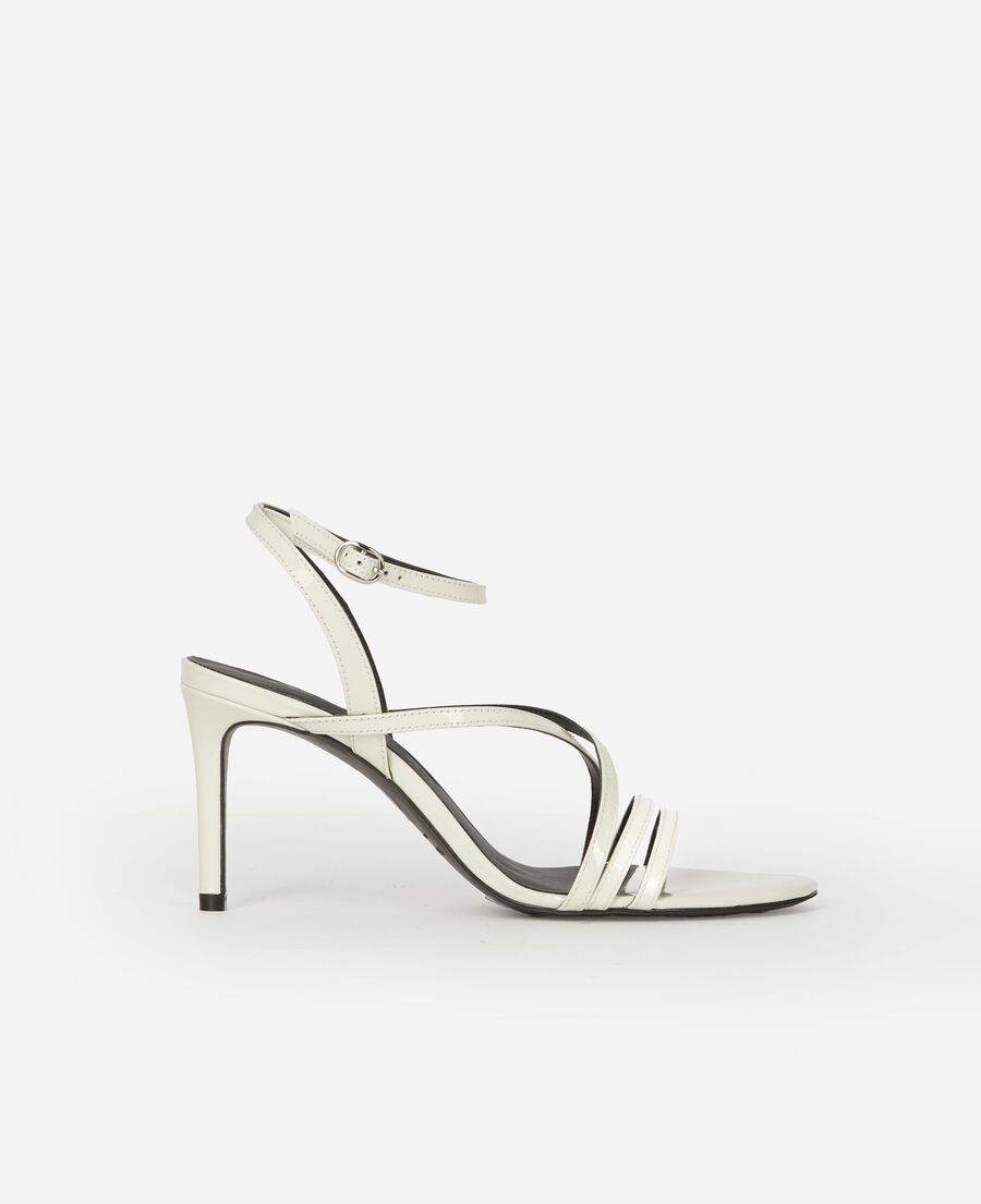 The Kooples FEMME ECRU sandales &agrave; talons en cuir vernis blanches