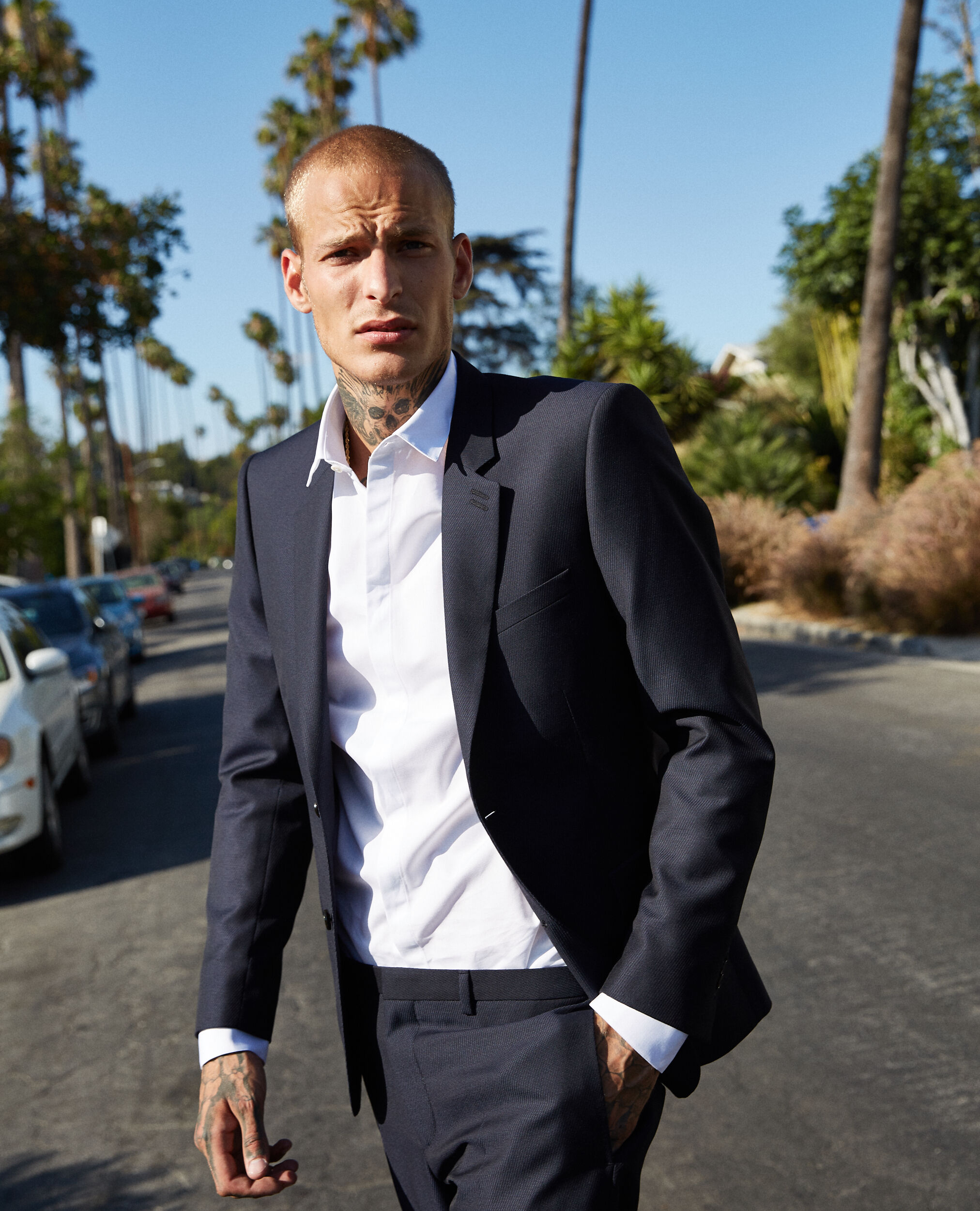 Coat discount no tie