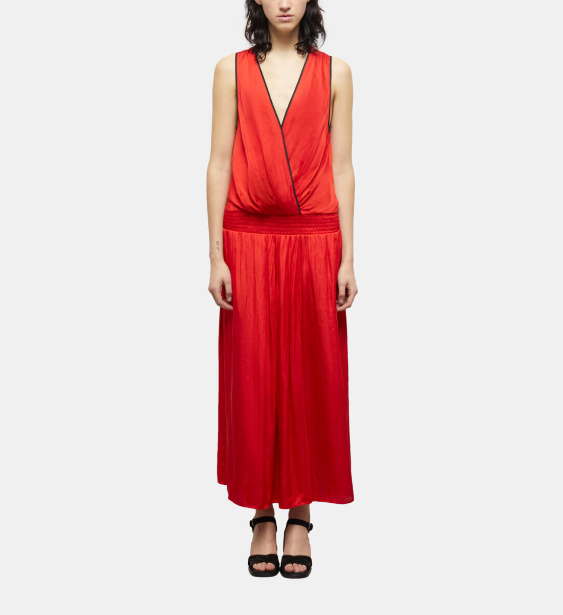 Red satin dress canada clearance