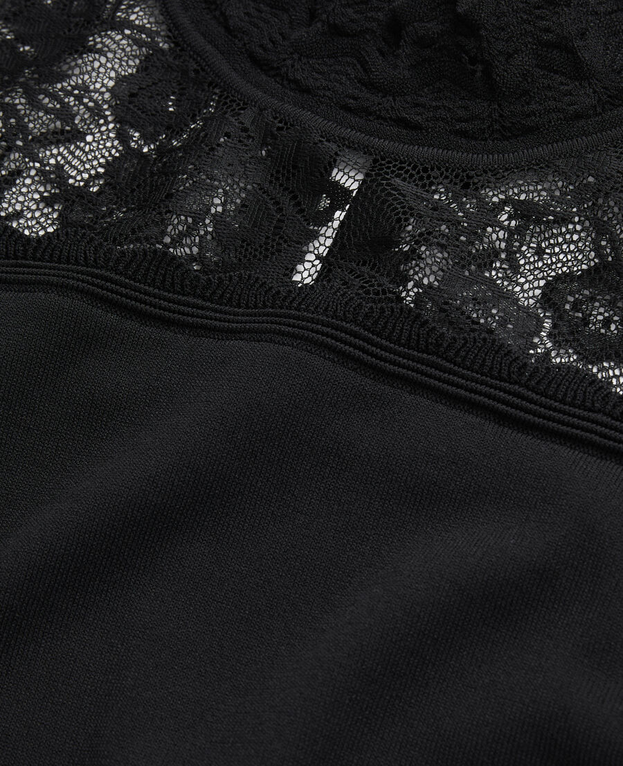 schwarzer pullover mit spitzendetails
