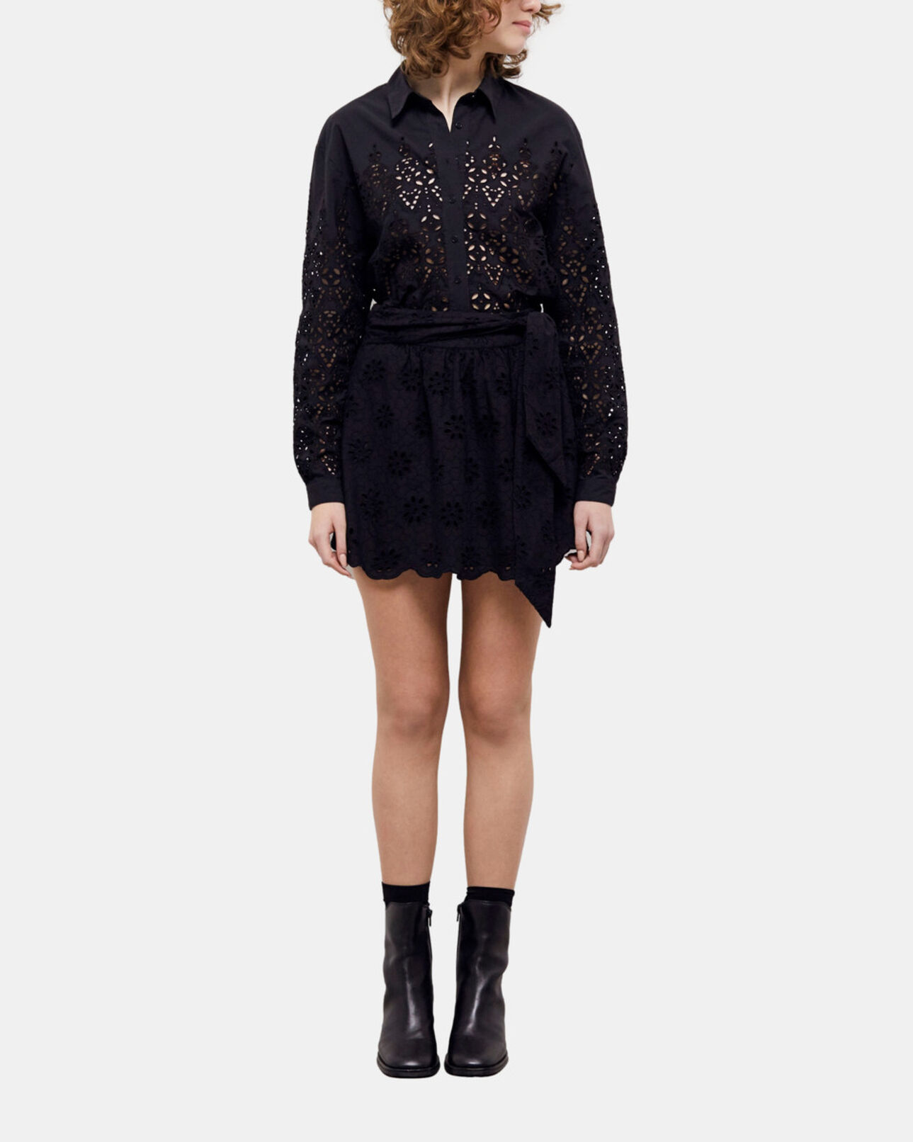 The Kooples FEMME BLACK jupe courte noire en broderie anglaise
