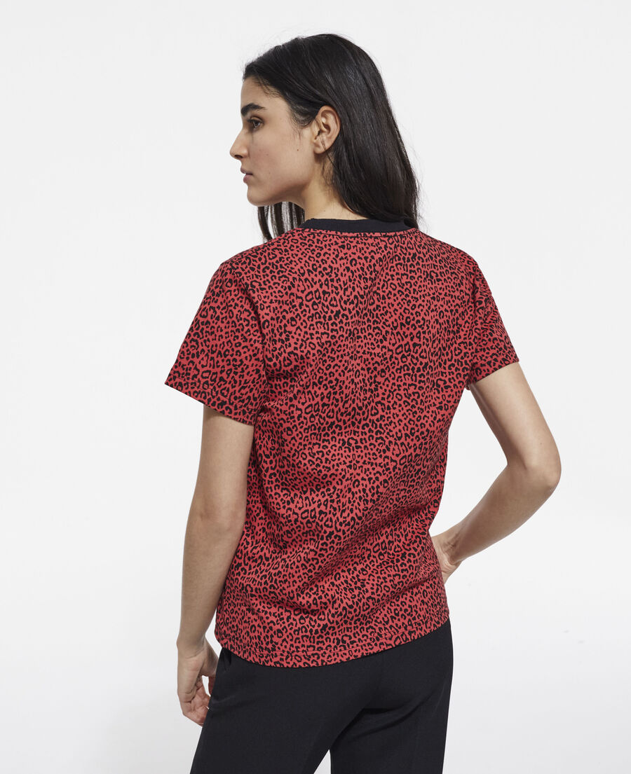 camiseta leopardo roja