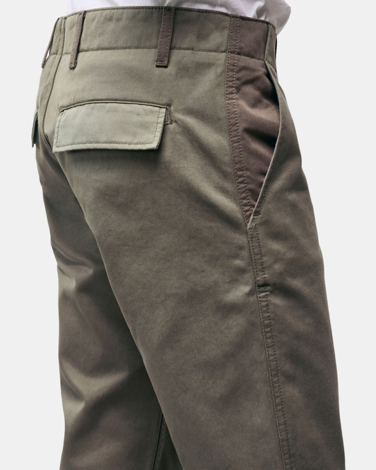 The Kooples FEMME OLIVE NIGHT pantalon droit patchwork kaki