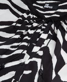 , BLACK WHITE, hi-res image number null