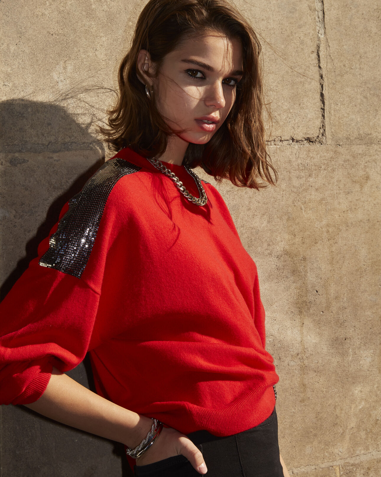 The Kooples FEMME RED pull cachemire rouge façon cotte de mailles
