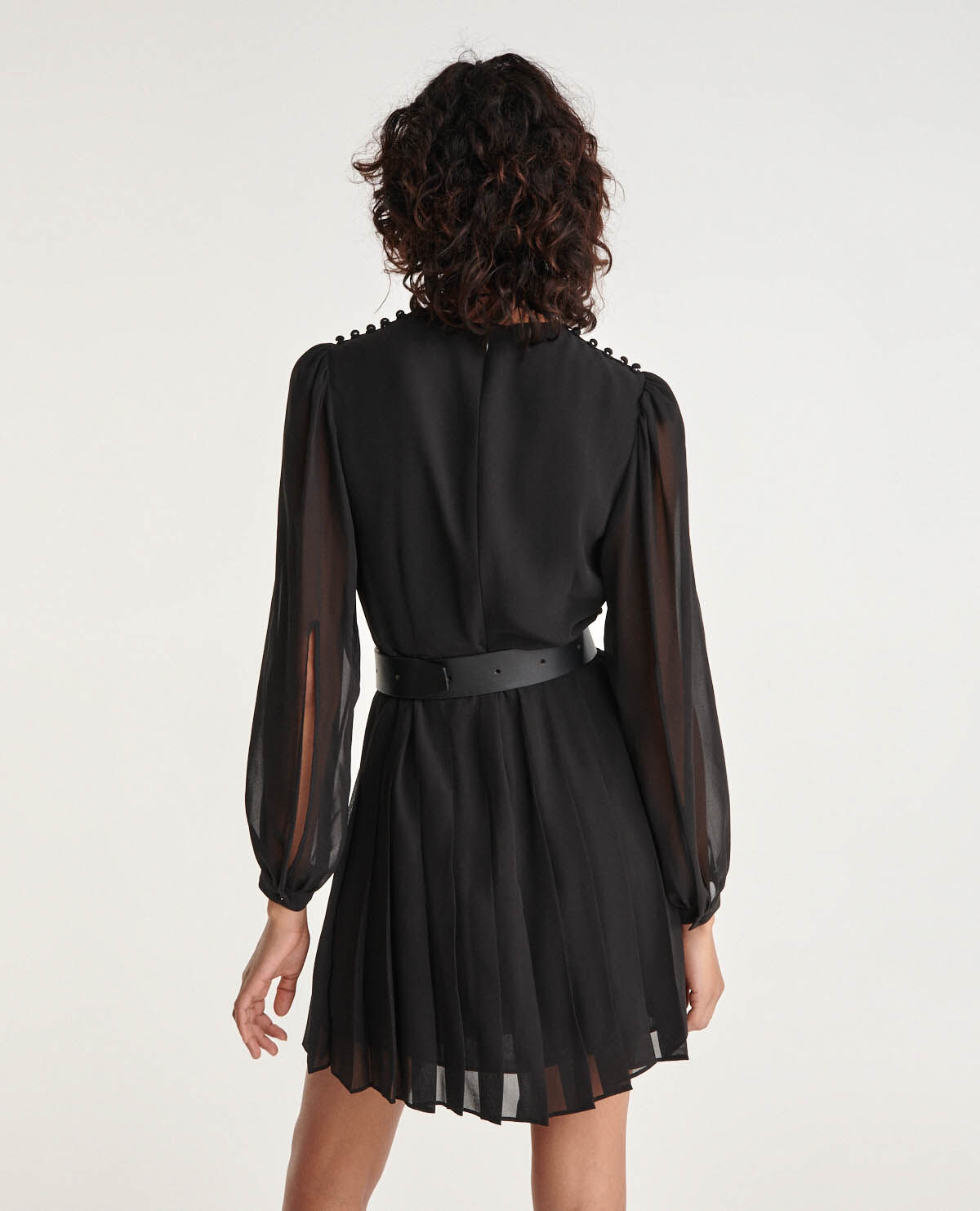 Robe courte noire plissee boutons epaule The Kooples France