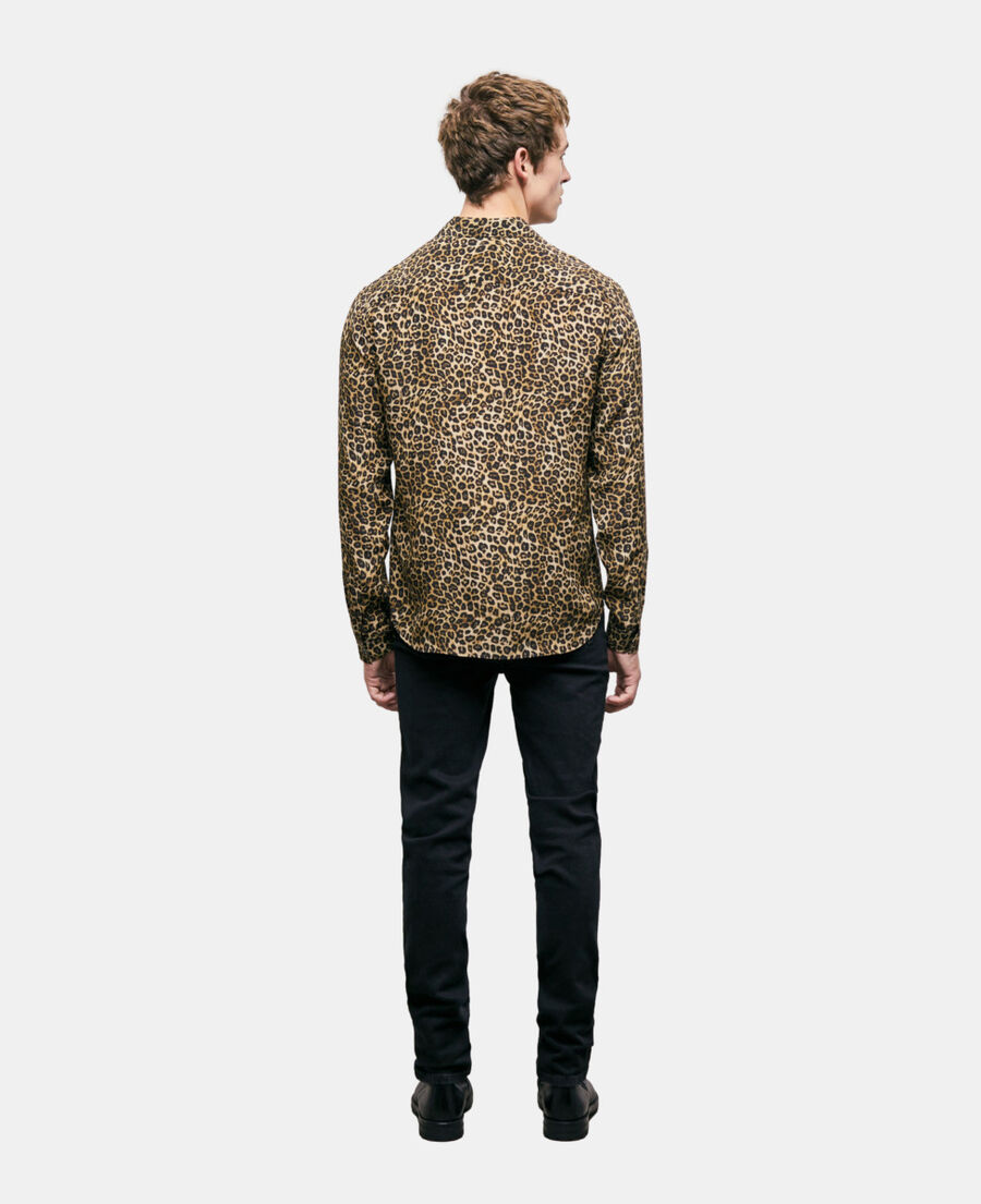 chemise col classique en soie léopard