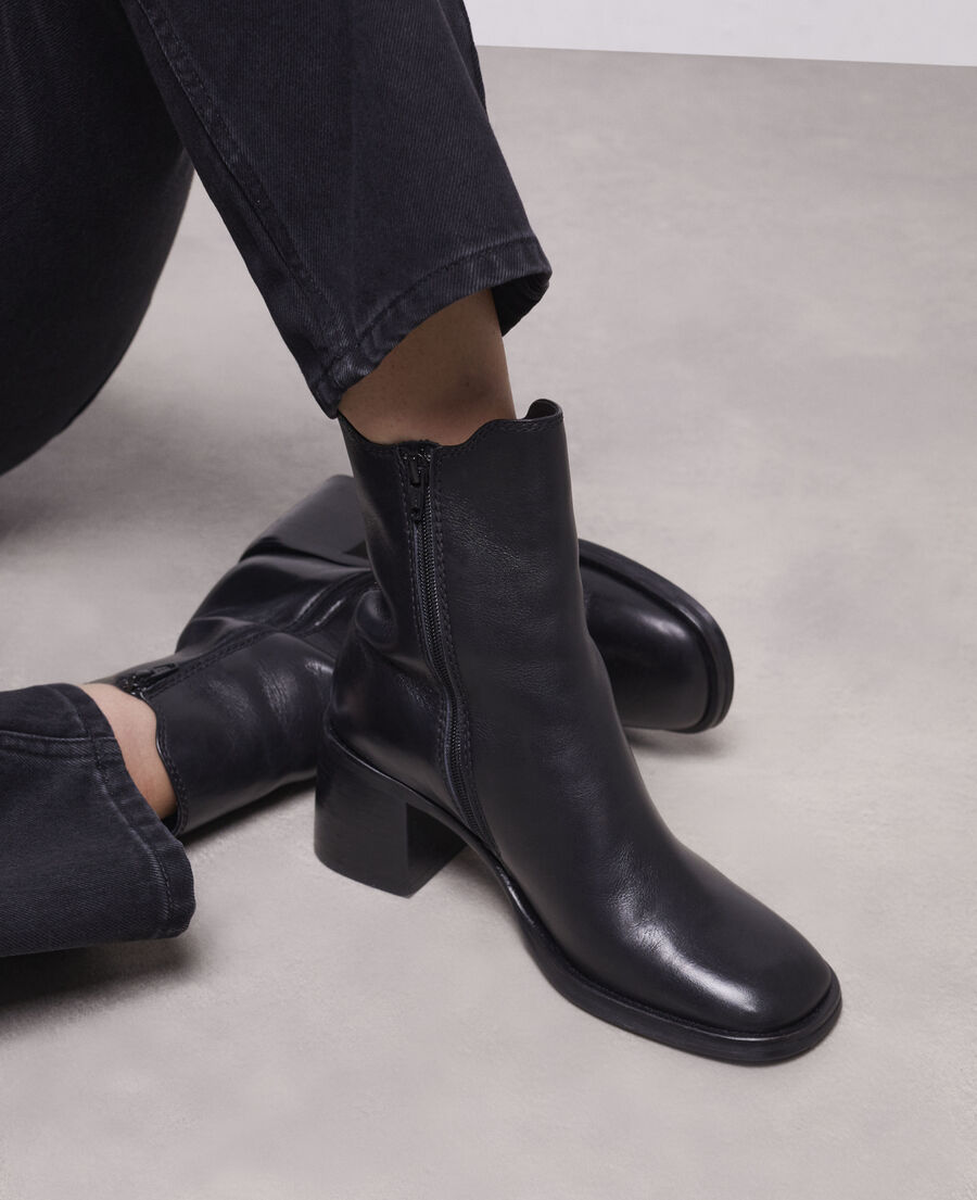 boots à talons en cuir noir