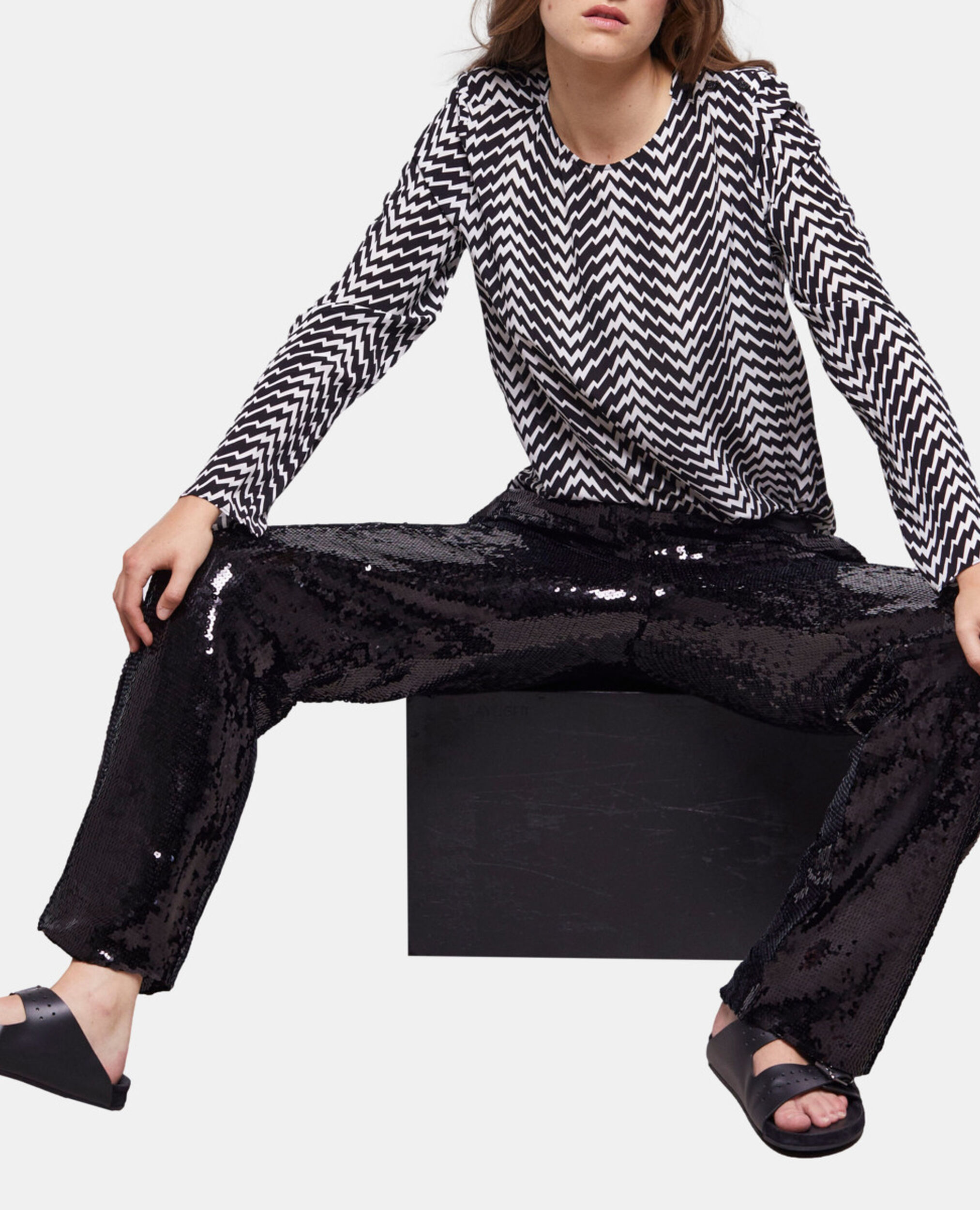 Black printed top, BLACK WHITE, hi-res image number null