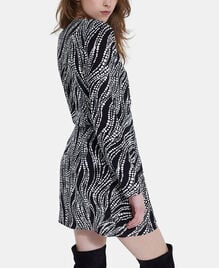 , BLACK WHITE, hi-res image number null