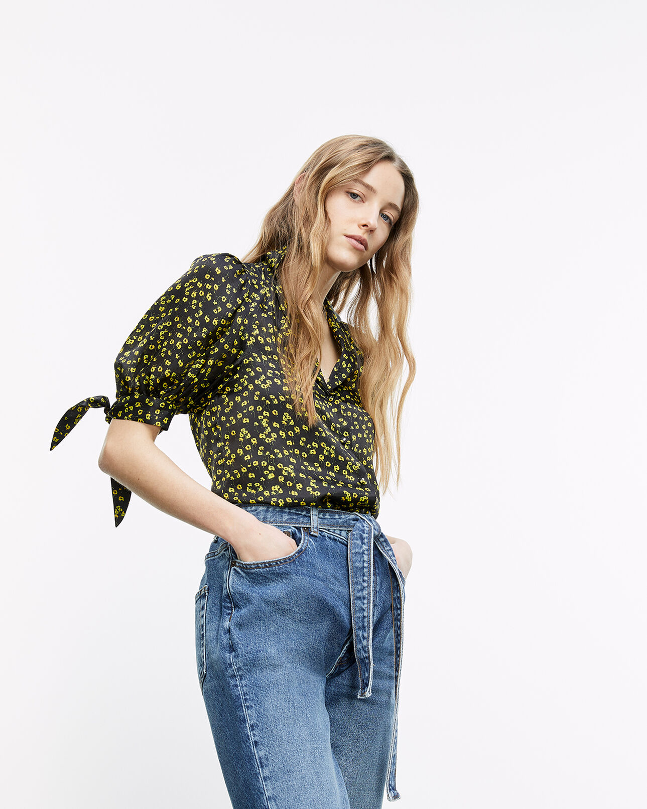 The Kooples WOMEN BLACK / YELLOW / WHITE short-sleeved black shirt with pattern