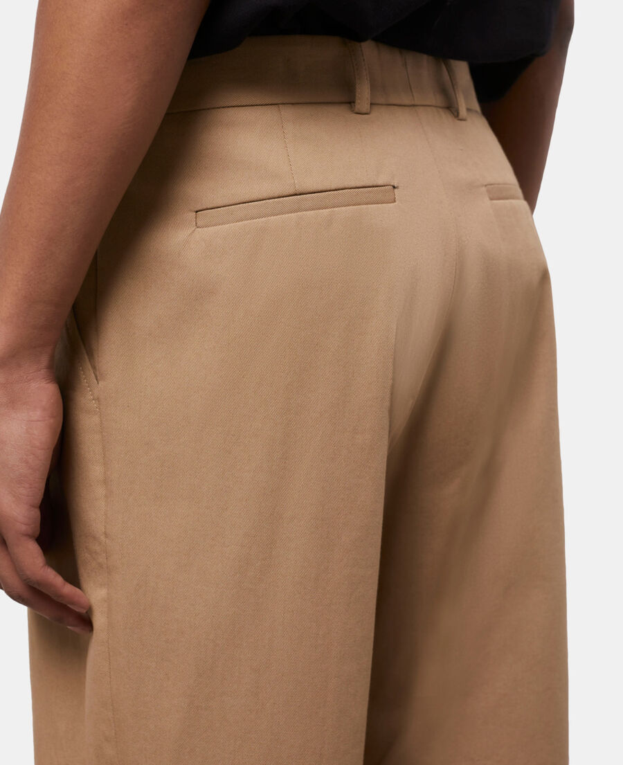 beige pants