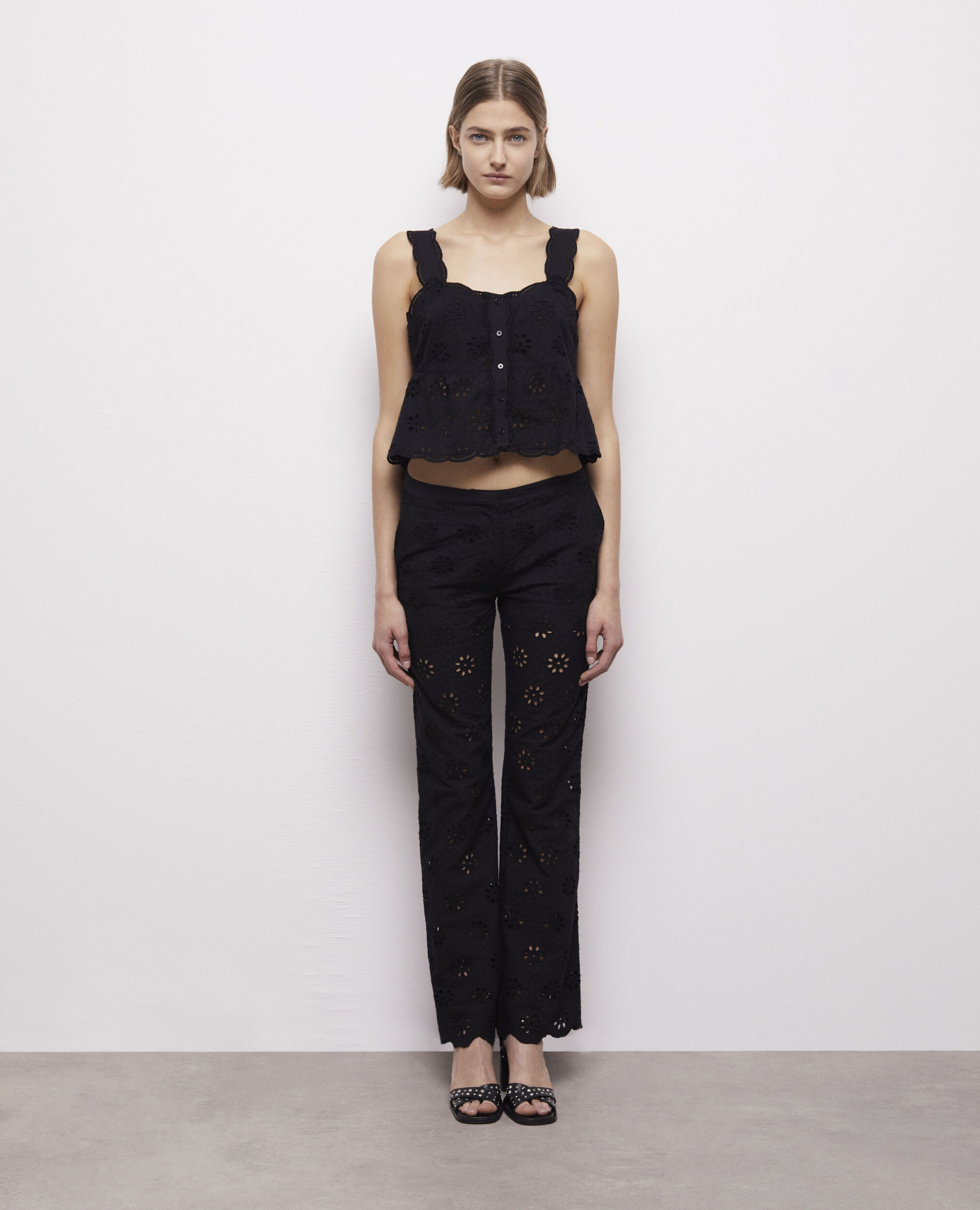 Short black top with Broderie Anglaise, BLACK, hi-res image number null