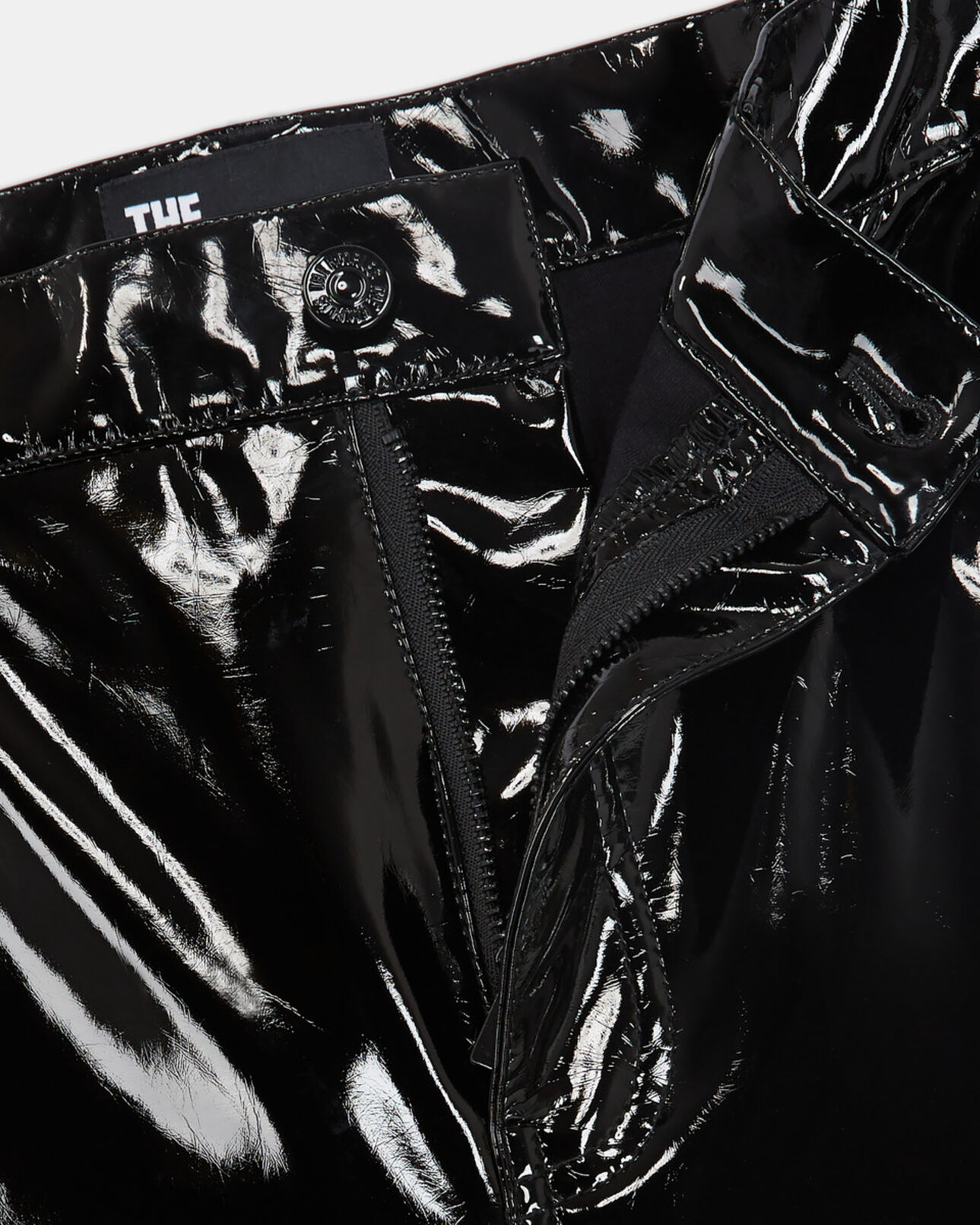The Kooples FEMME BLACK jean large en vinyle noir