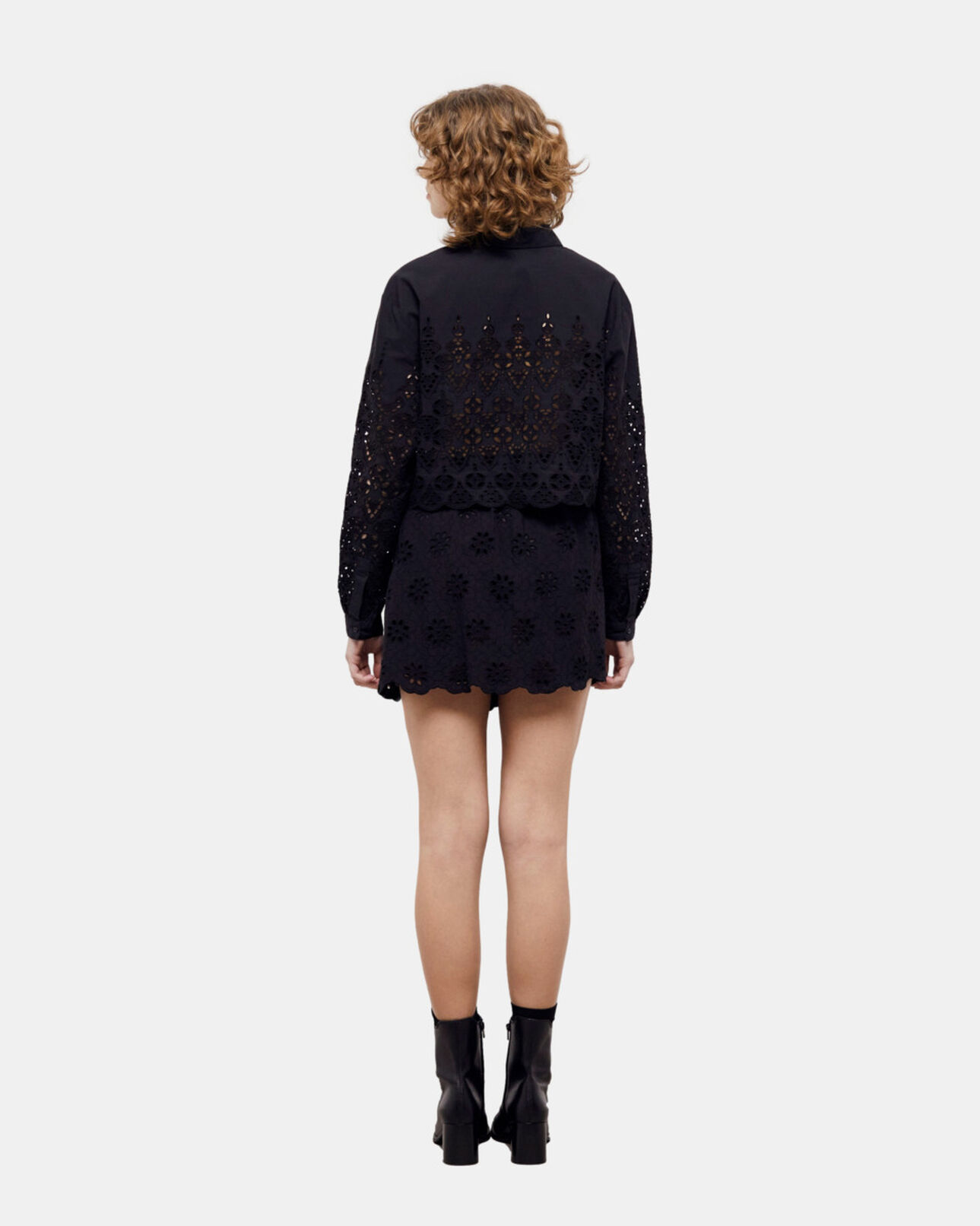 The Kooples DAMEN BLACK kurzes, schwarzes hemd mit englischer stickerei