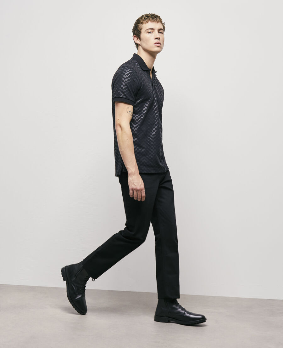 schwarzes poloshirt mit print