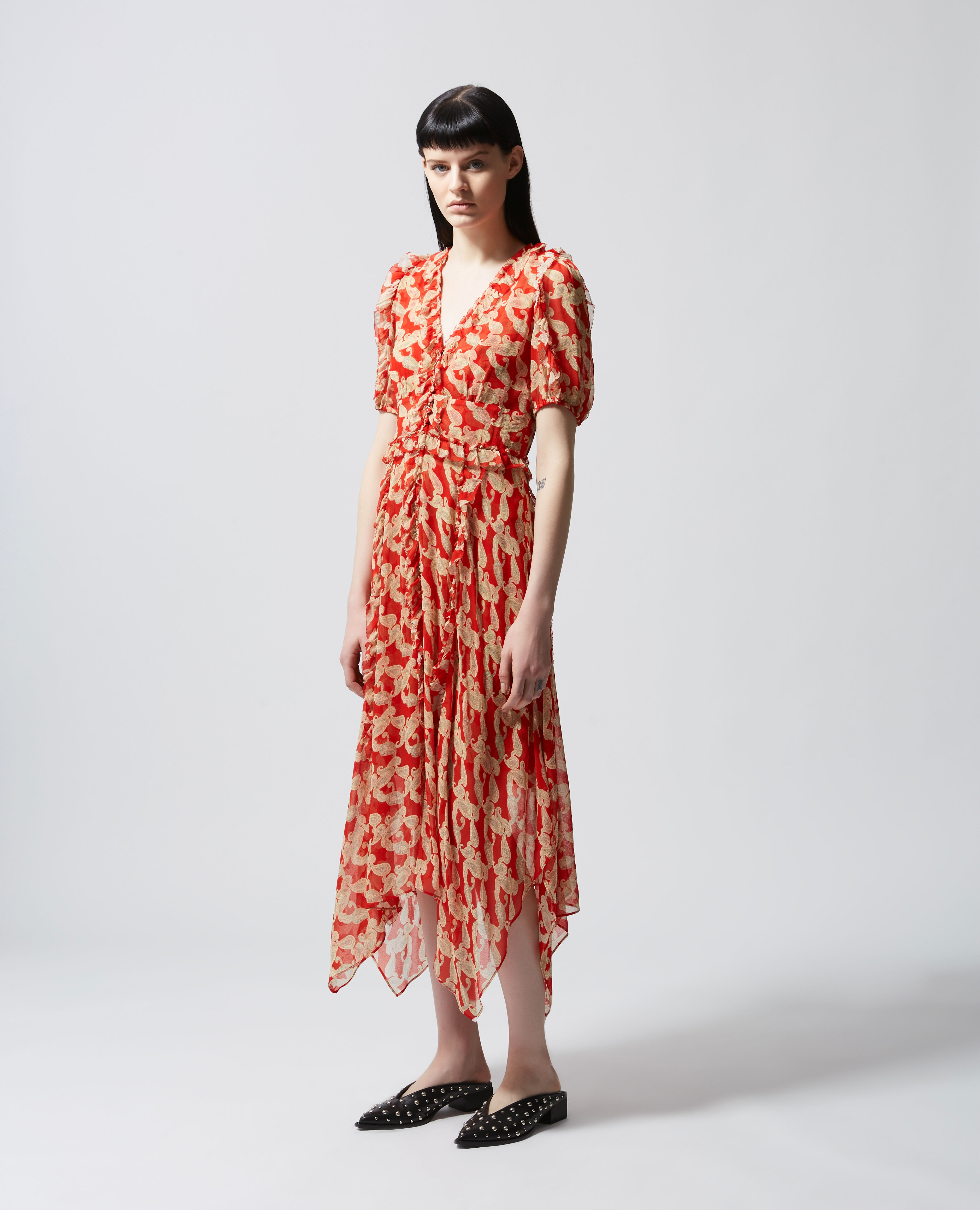 Red long printed dress with frills